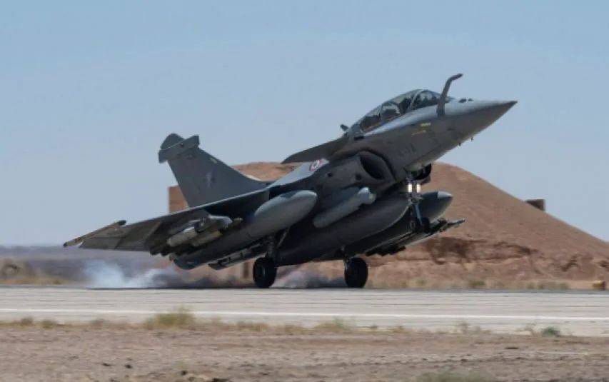 巴基斯坦骗了全世界?印度突然公布一则铁证,击落6架战机?巴基斯坦空军战损引发争议