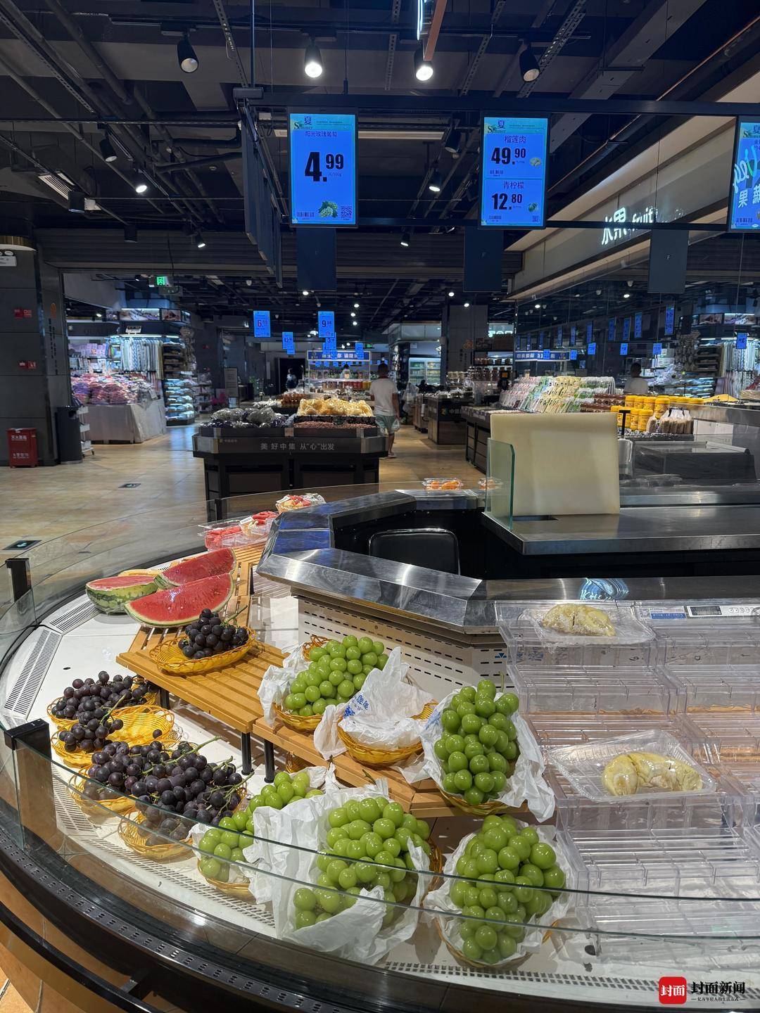 从300元一斤到9.9元“嫌贵” 大凉山“阳光玫瑰”为何身价暴跌?