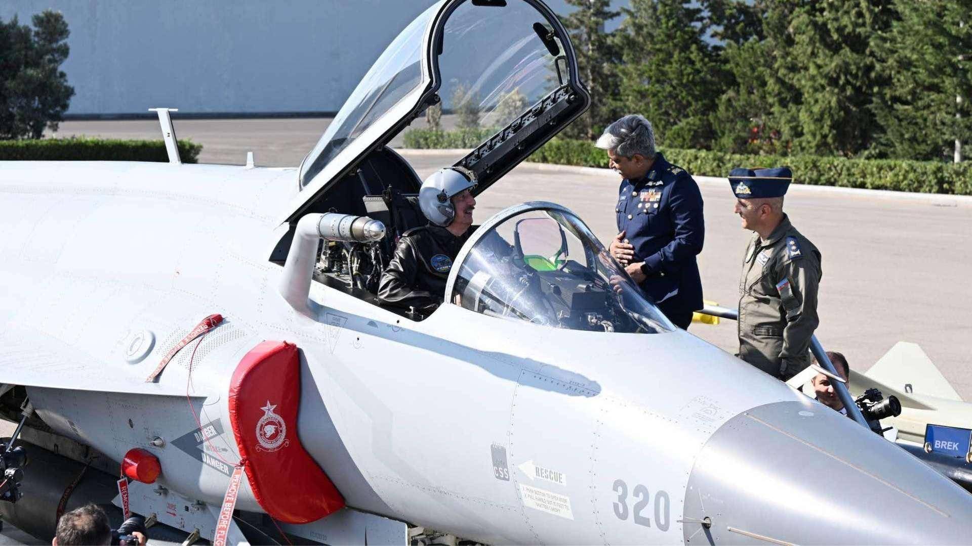 枭龙将吊打苏-35?第二个乌克兰惊现,俄军少将:高加索再打一场