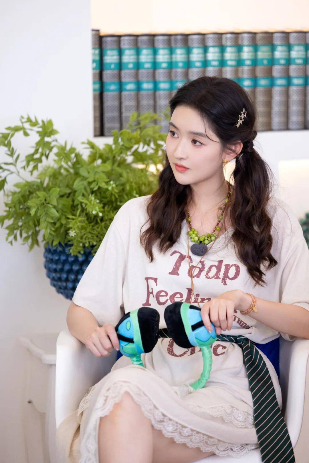 “耿直”的95小花王玉雯火了,被评“活人感好重”