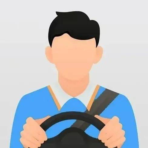 一轿车突然马路上倒行,紧接起火!司机:糟了,没灭火器……