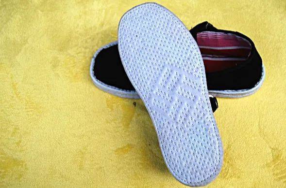 一家5口坐45小时火车赶杭州!这几天,大军出动了!有人随身必带的,竟是这样东西……