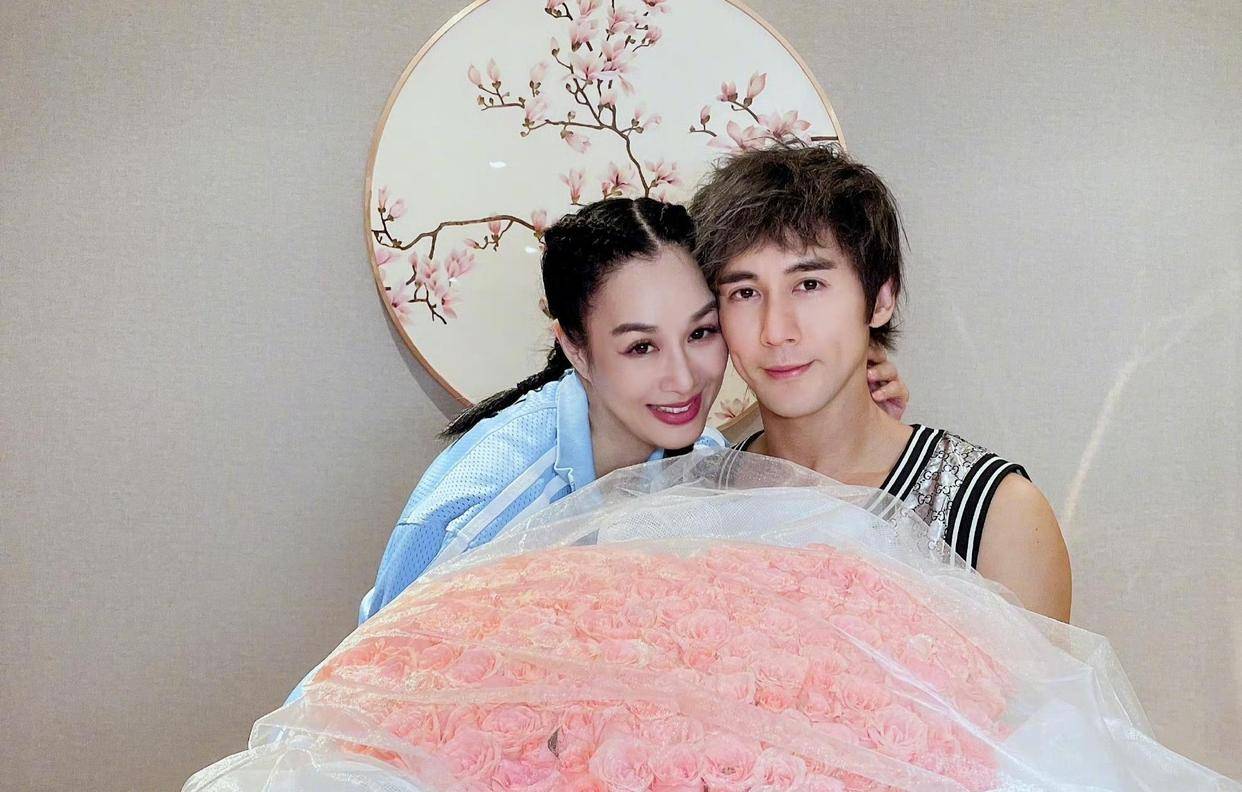 考古|张伦硕称张维伊像以前的自己 ,曾娶大11岁钟丽缇被嘲,如今成为重组家庭中教科书般的男人?