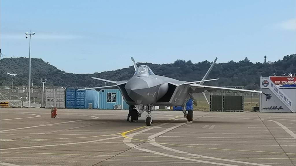 官宣歼-20已经不够“先进”可以公开,预示中国有更厉害重型战机