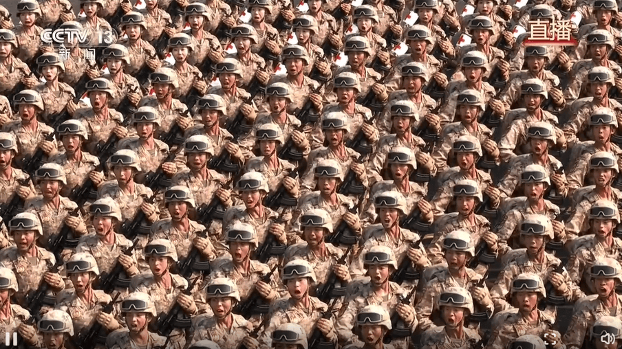 同志们好！主席好！