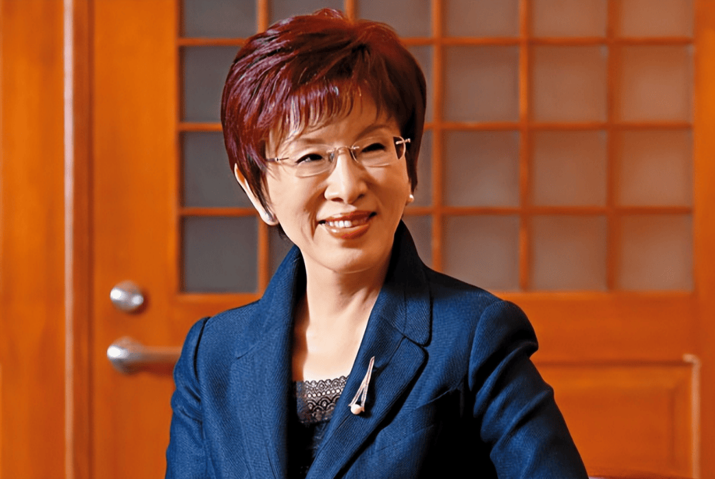 九三阅兵后,岛内慌了,宋楚瑜喊话大陆:应承诺不对台使用武力