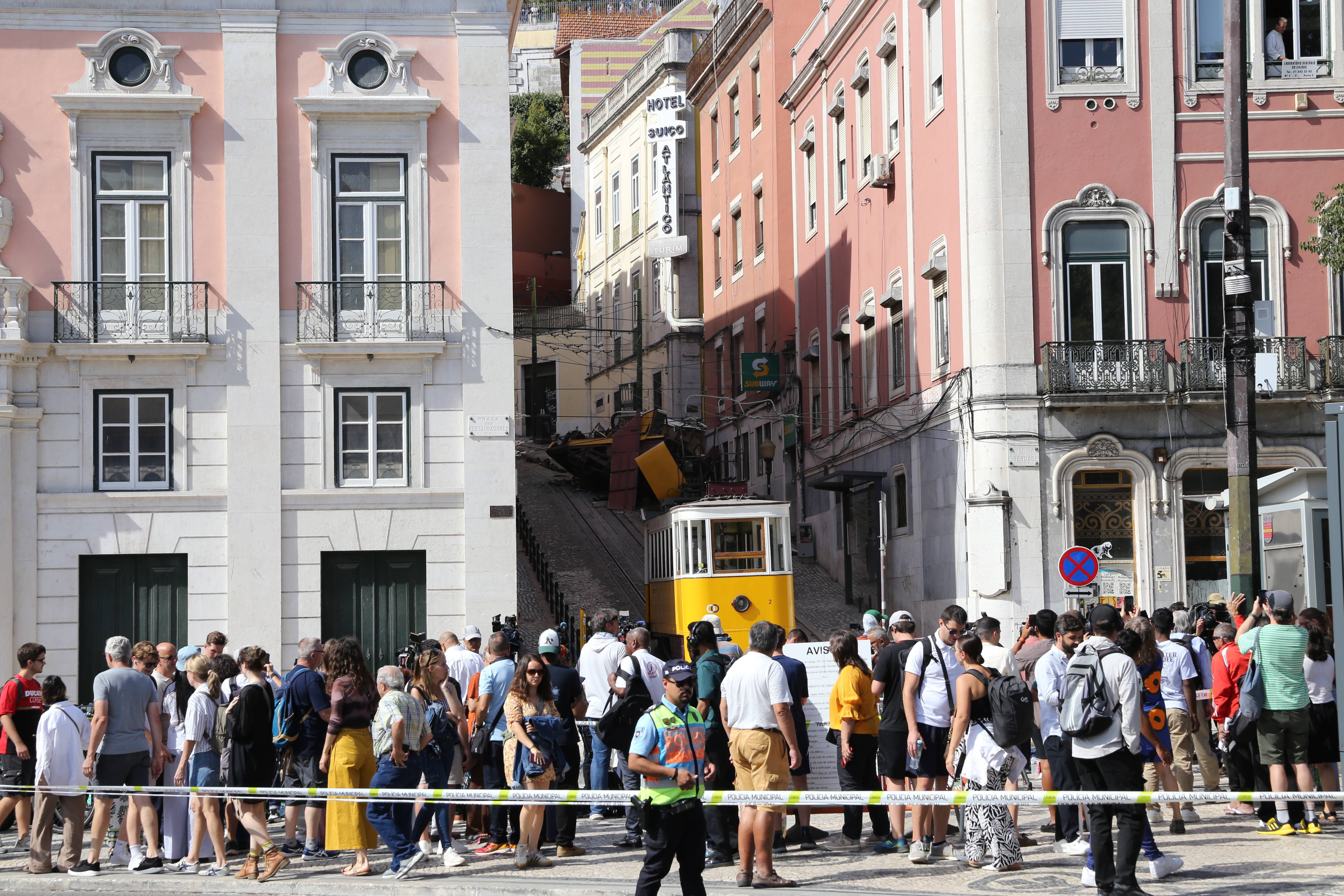 葡萄牙里斯本缆车事故死亡人数升至17人