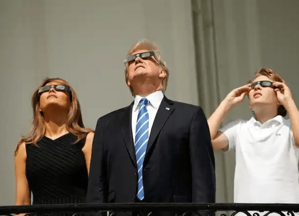 中国又一次赌赢了?特朗普突然不再嘴硬,美国法院正式做出裁定,美国无权对中国加征关税