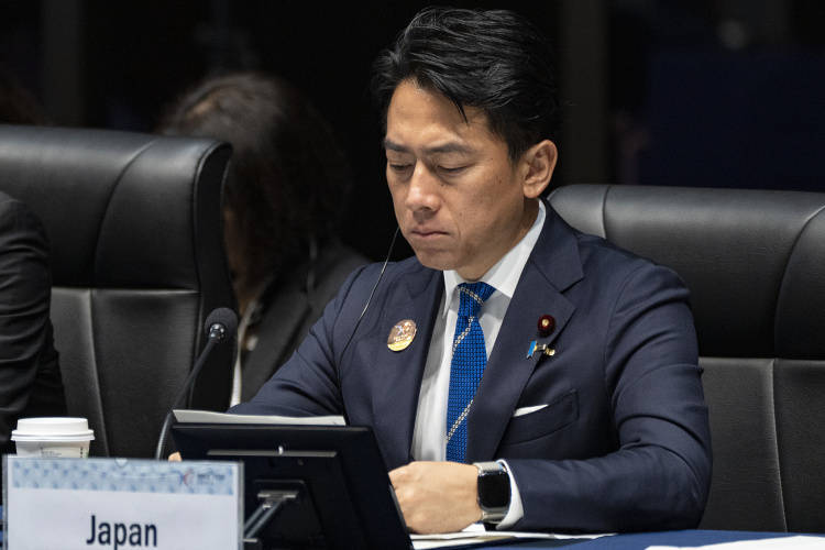 石破茂黯然下台 自民党“双少数”困局谁来破?