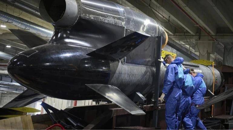 俄军捞大鱼,乌军和丹麦军官来势汹汹:普京下令精准斩杀一个不留