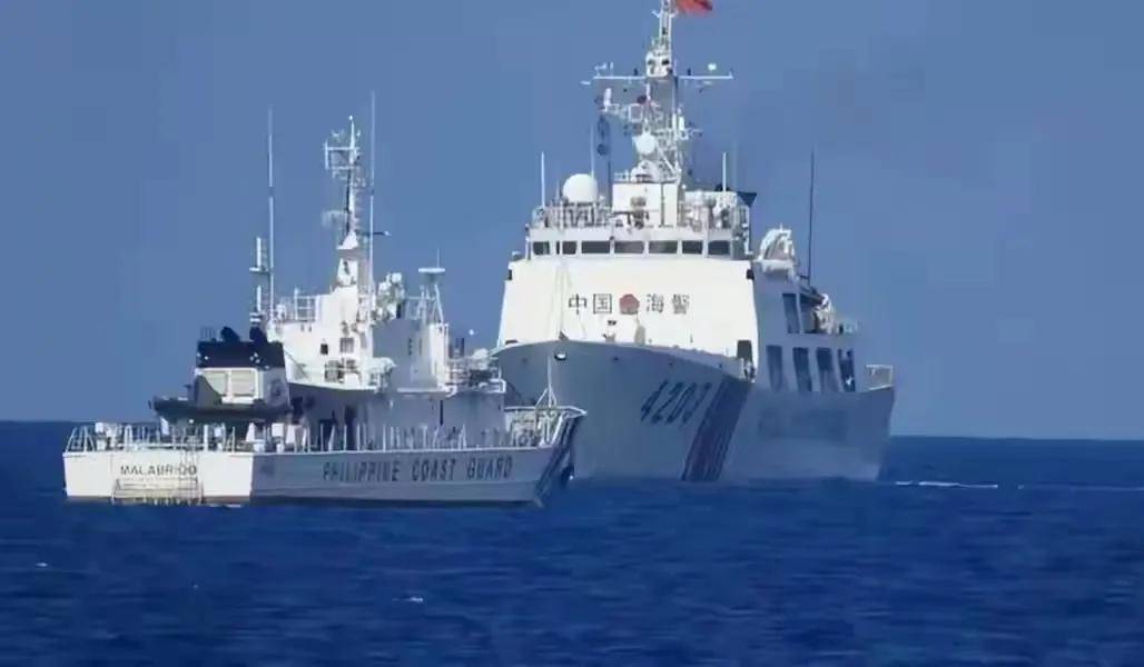 出乎意料!菲律宾傻眼,中国对黄岩岛的行动,让美国彻底意想不到