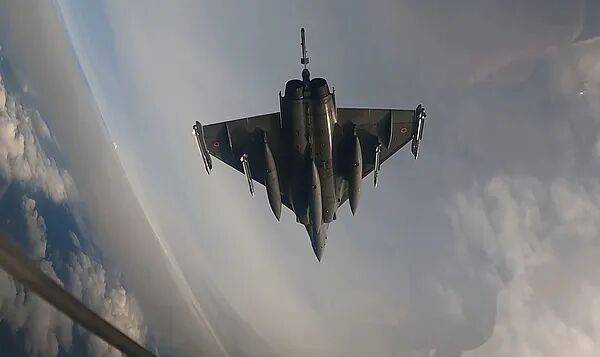 俄媒称无人机事件是做局,波兰同意北约驻军,德法荷等国派战机和“爱国者”导弹