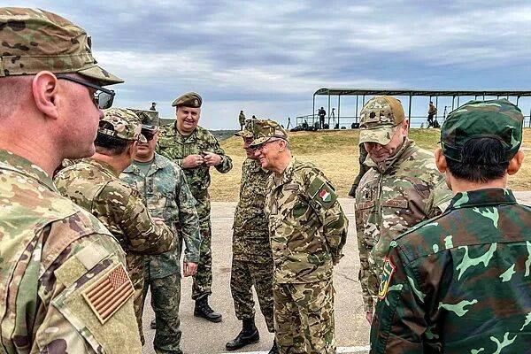 俄媒称无人机事件是做局,波兰同意北约驻军,德法荷等国派战机和“爱国者”导弹