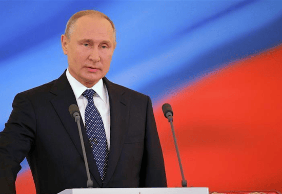 普京再次穿上军装,聚集十万大军,关键时刻印度也派出军人加入,莫迪无惧西方脸色