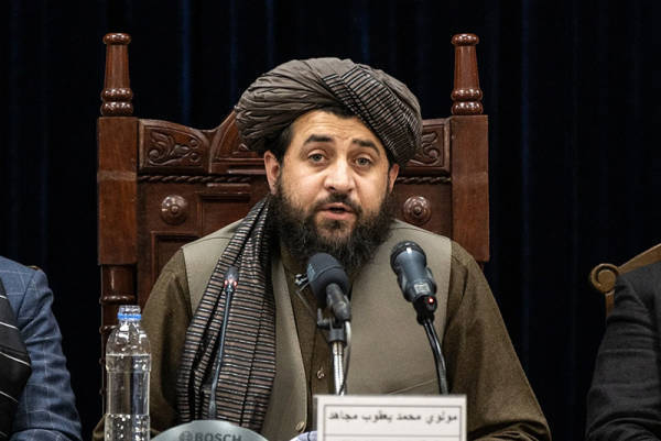 特朗普威胁夺回巴格拉姆空军基地,阿富汗塔利班强硬回应:已准备再打20年