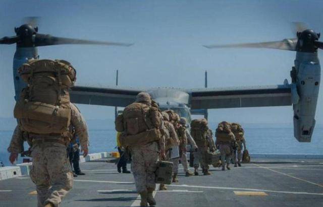 俄军三线突袭!普京46枚导弹加600架无人机,摧毁1座弹道导弹工厂,全球混战打响