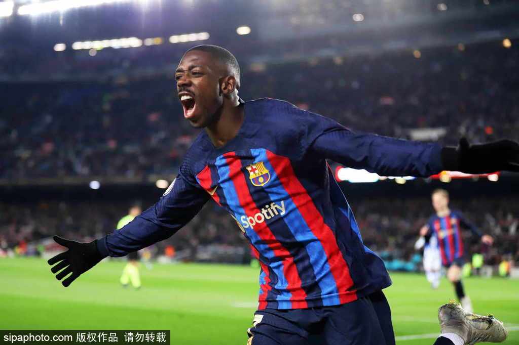 从迟到大王+网瘾少年到捧起金球!“香球王”登贝莱终迎圆满