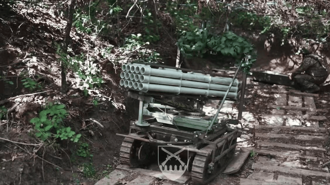 经过一千天激烈战斗,俄军终于发现乌军真正弱点:一夜之间成功切断顿巴斯铁路