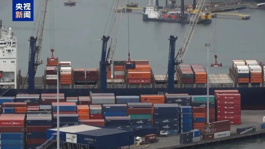 卢拉与特朗普通电话,要求美国撤销对巴西征收40%关税,两人同意尽快面对面会晤并交换电话号码