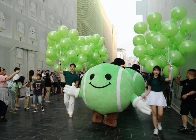 武汉这次有多火?一口气拿下3个全国前十!