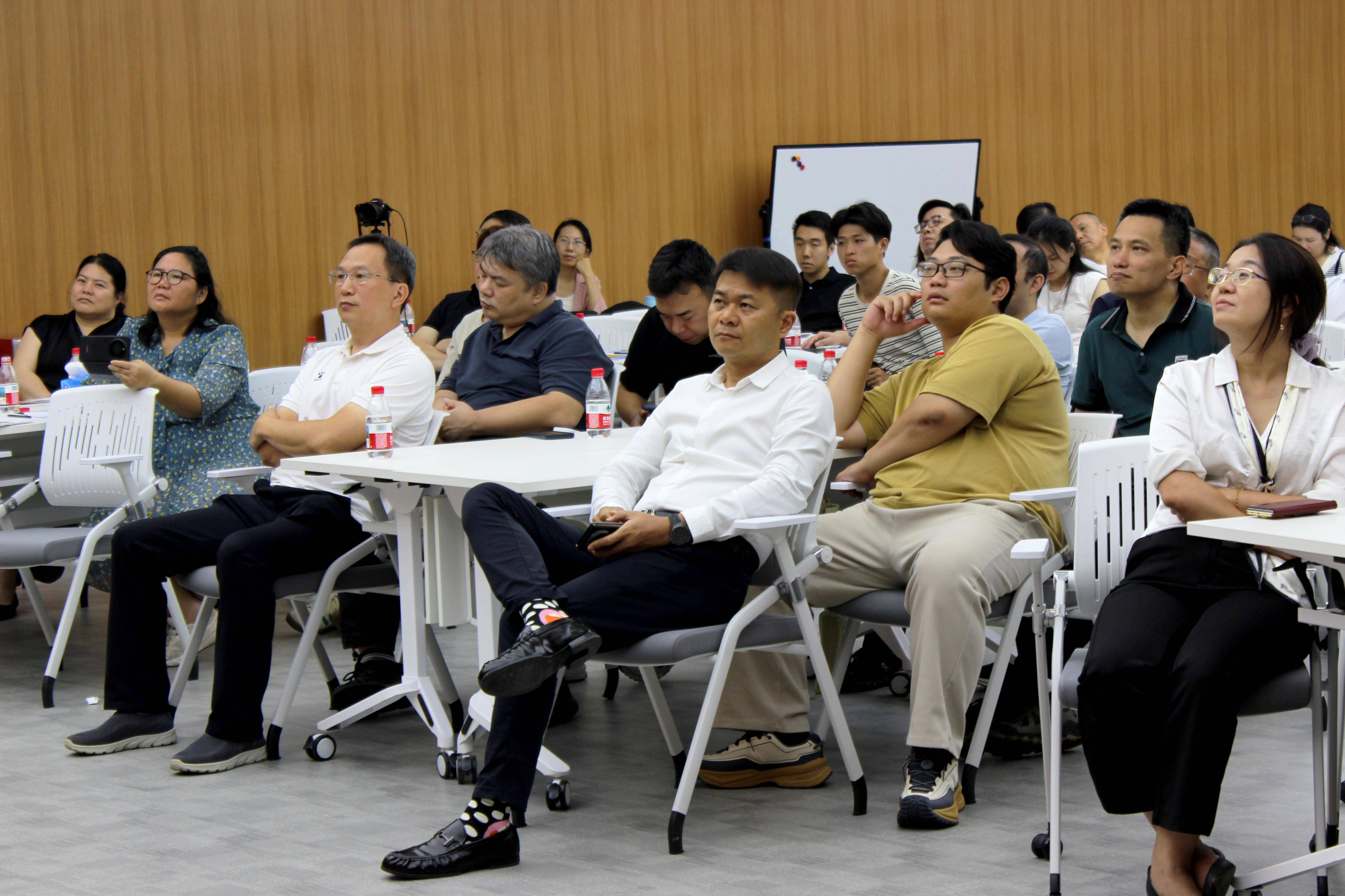 深圳20村集结!戈壁远征进入倒计时:5天徒步88公里