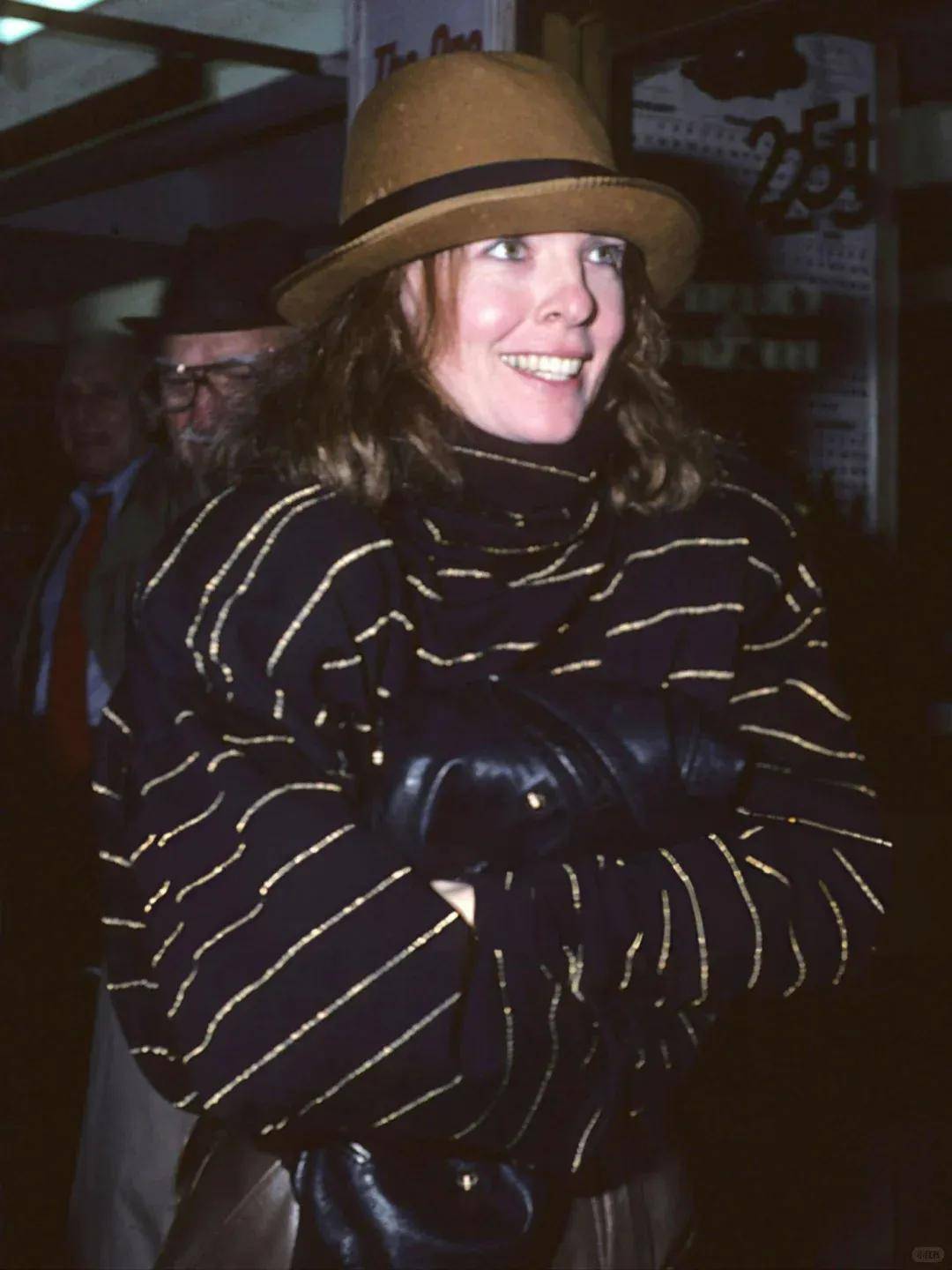 79岁奥斯卡影后离世,她是男神收割机,松弛中性风穿搭鼻祖