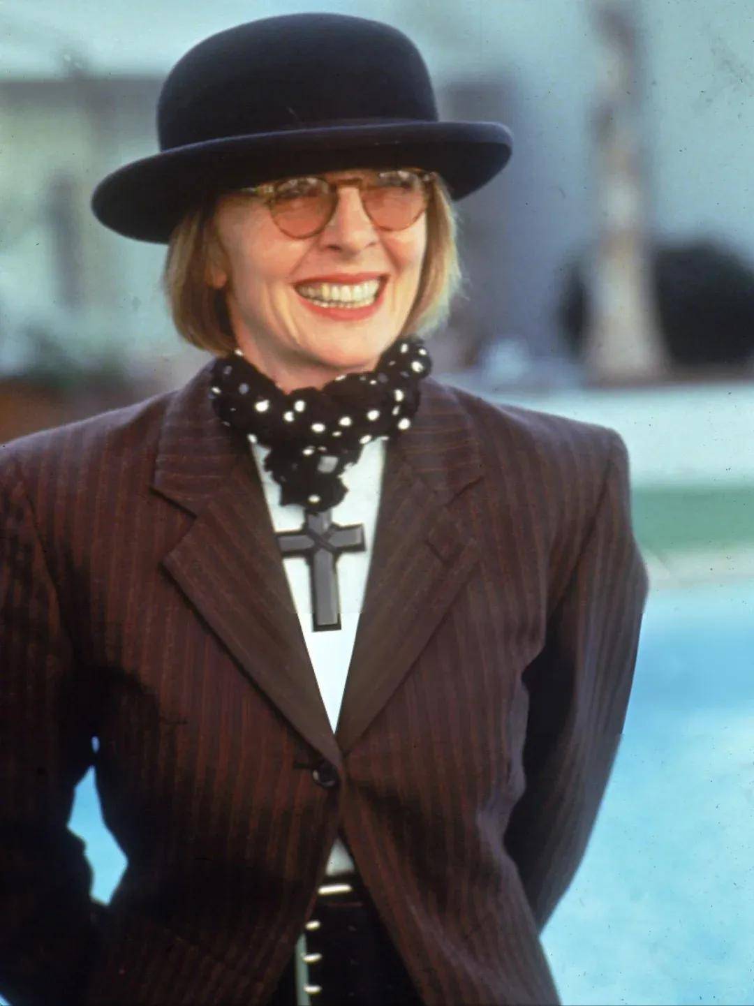 79岁奥斯卡影后离世,她是男神收割机,松弛中性风穿搭鼻祖