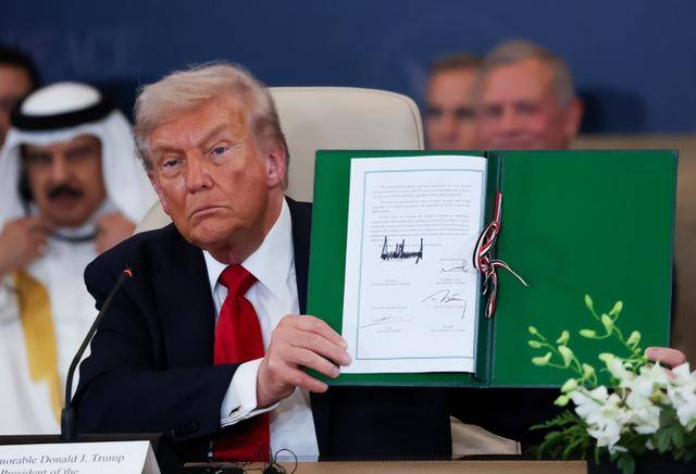 和平宣言只是表面风光！“加沙内战”打响，哈马斯全面清算各派系