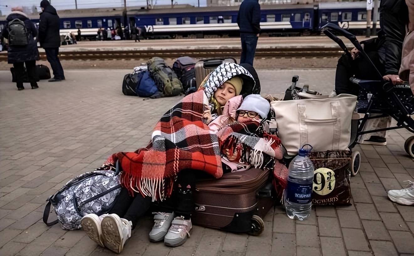 泽连斯基放豪言,准备再战两到三年!欧盟的“妙计”:拿俄罗斯的钱,借给乌克兰打仗