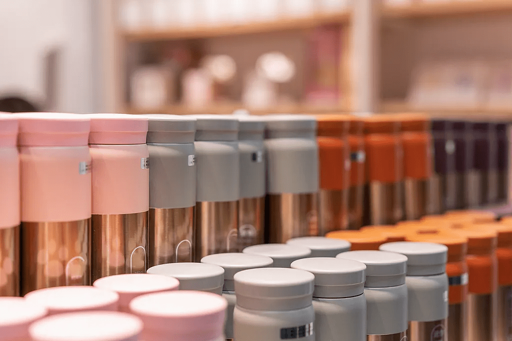 这种保温杯别再用了,可能引发慢性中毒