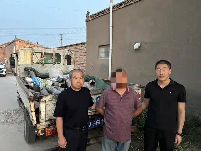 解放军报警！有人拾取3吨多炮弹残片卖钱，甚至有完整弹头？