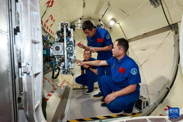 心怀凌云壮志 逐梦星辰大海——记神舟二十一号航天员乘组